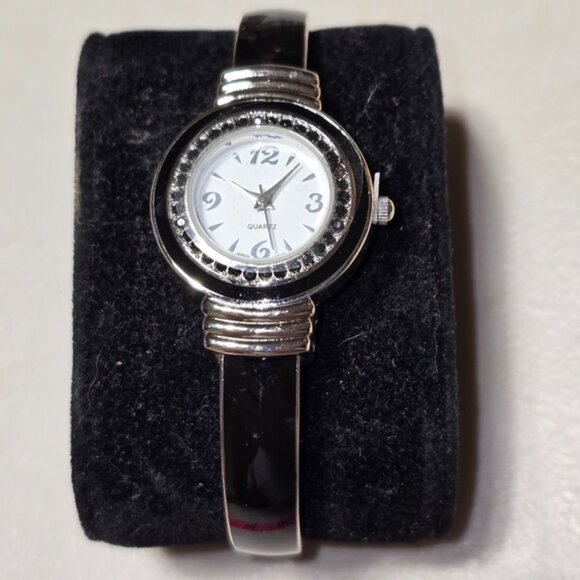 Silver Tone With Black Enamel Cuff Bracelet Watch New Unused - Picture 1 of 5